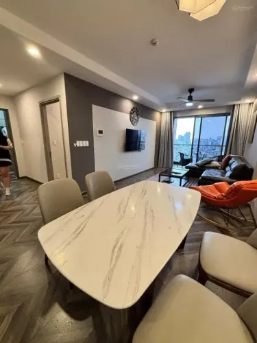 For Lease: 2BR 2BA Apartment at The Gold View 91.6m² - Largest Layout in Segment
